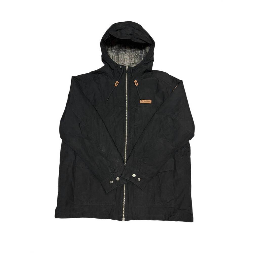 NEW COLUMBIA men's hooded jacket with a plaid inner lining in black